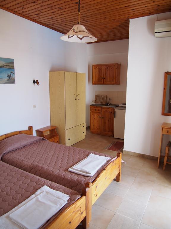 Chrisoula Studios Anaxos Buitenkant foto